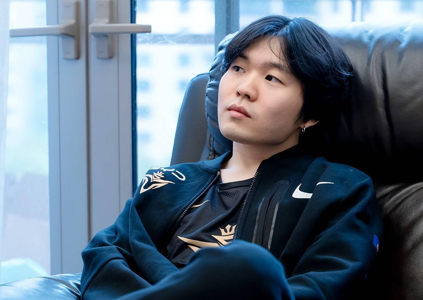 开云-Rookie意外战胜澳大利亚队，领先优势明显引爆全场！全场沸腾不已-开云